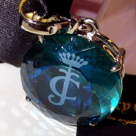 Juicy Couture Engraved Solitaire Sea Blue Green Jumbo Faceted Crystal NWT - Picture 4 of 12